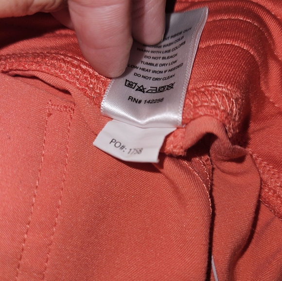 Figs Limited Edition Coral SET - Picture 8 of 8